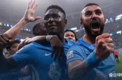 开云体育在线-关于汉堡球迷热情呐喊，见证球队胜利的信息