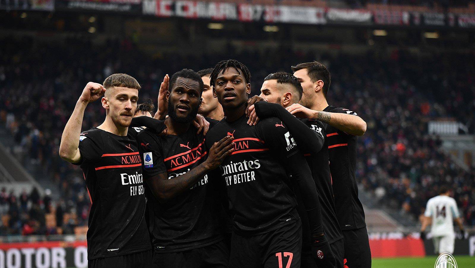 AC米兰主场大胜对手，狂揽三分