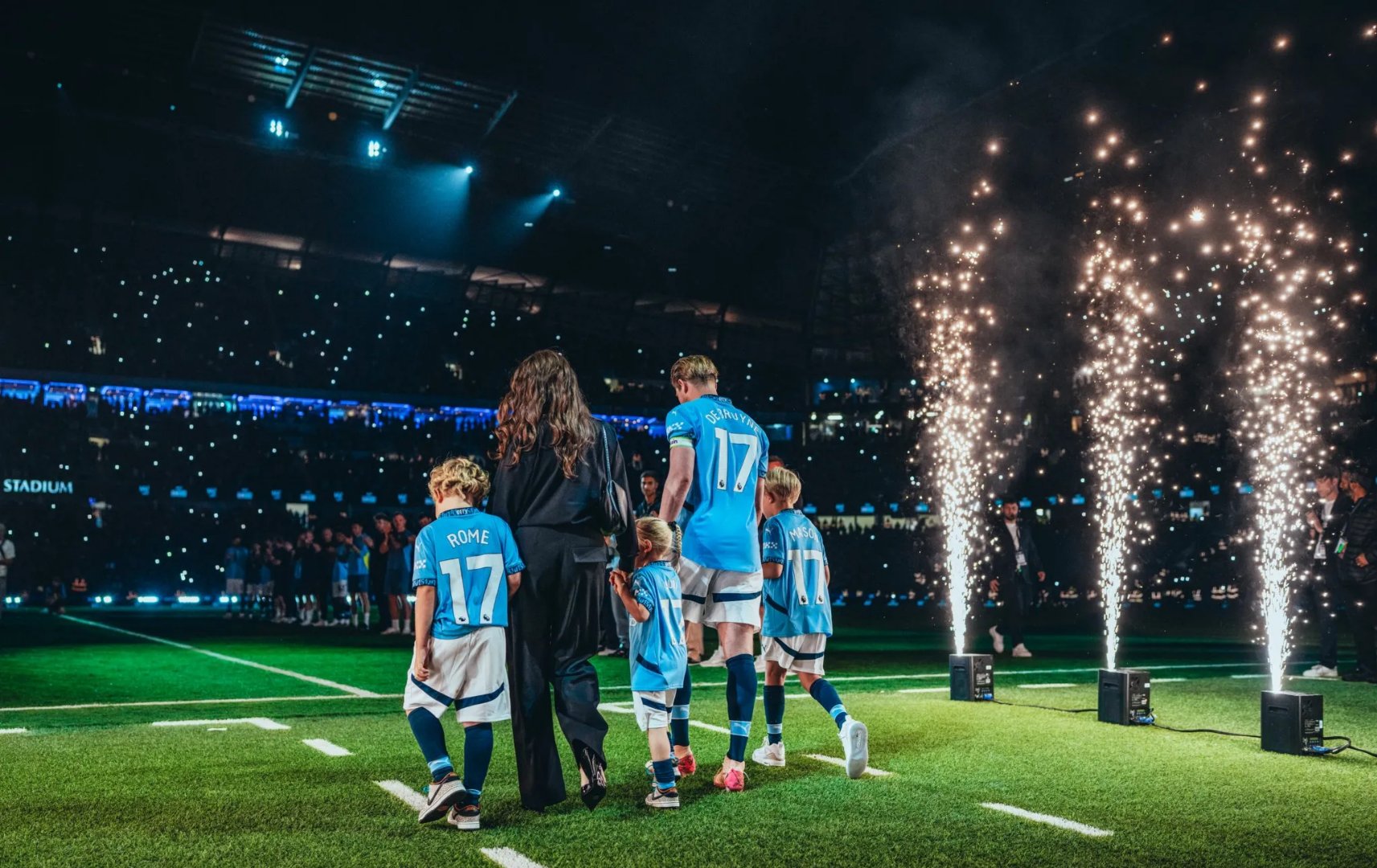 布布亚新几内亚女足独霸赛场