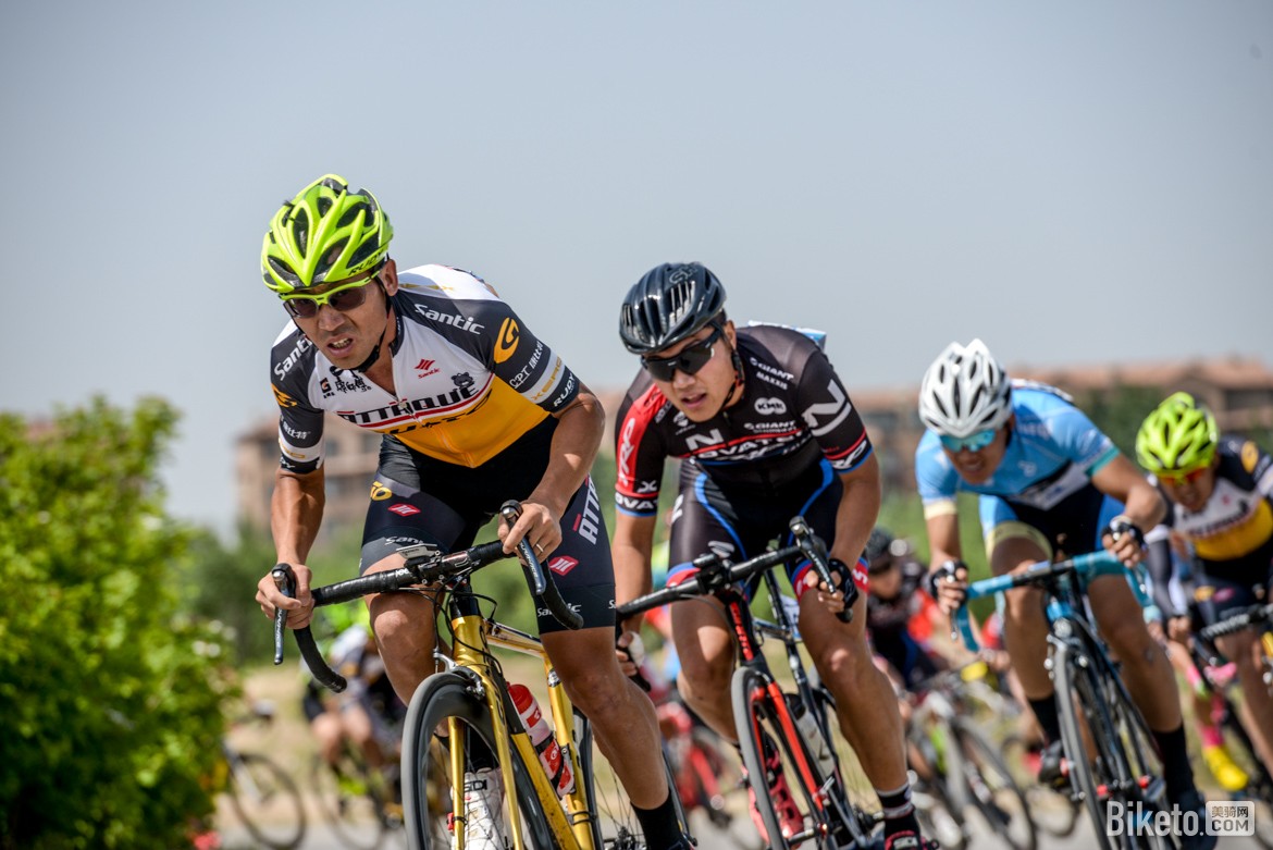 青海队在比赛中展现不俗实力 青海队在比赛中展现不俗实力