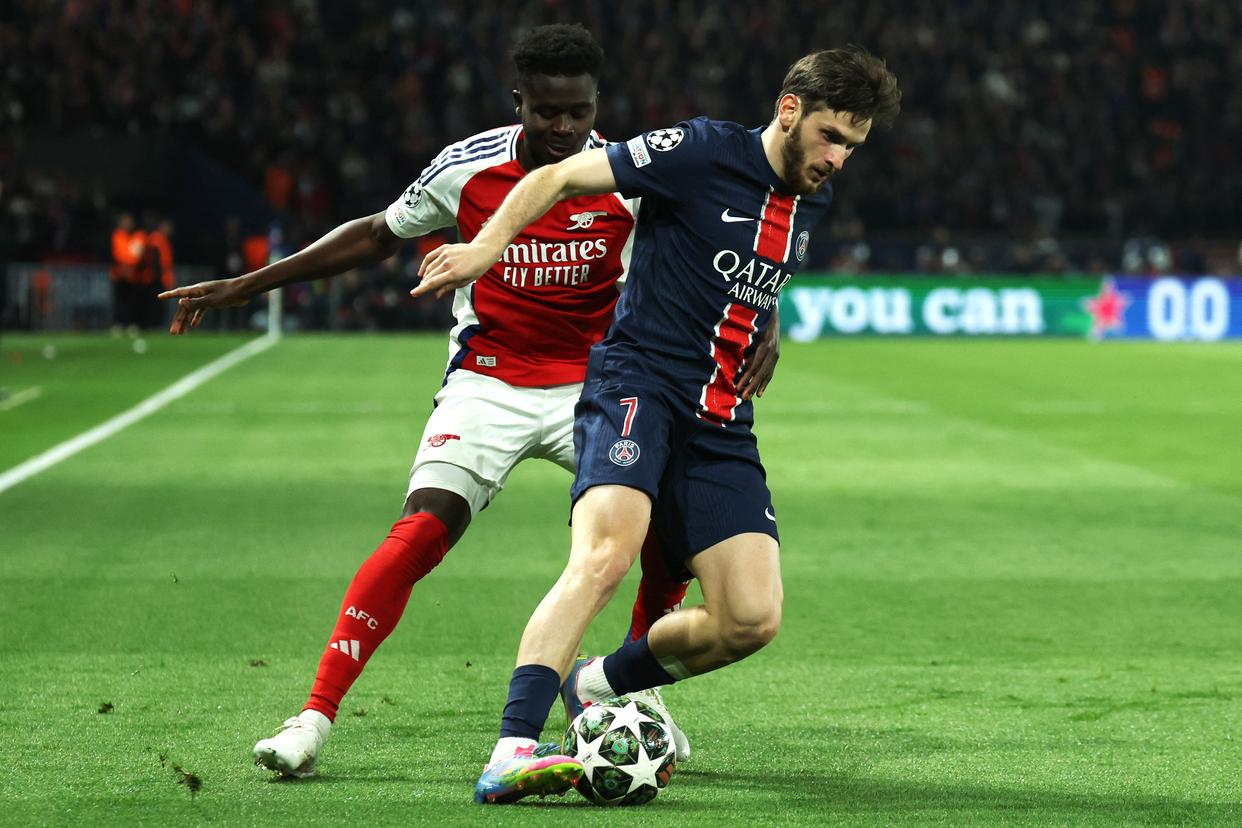 欧洲预选赛开局一波三折，球队肩负重任