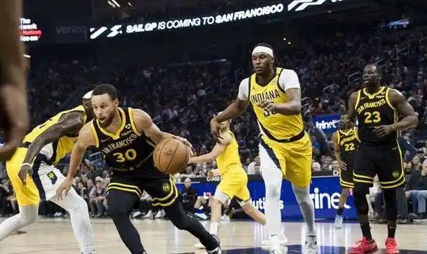 勇士惊险逆转湖人，库里绝杀夺得关键胜利