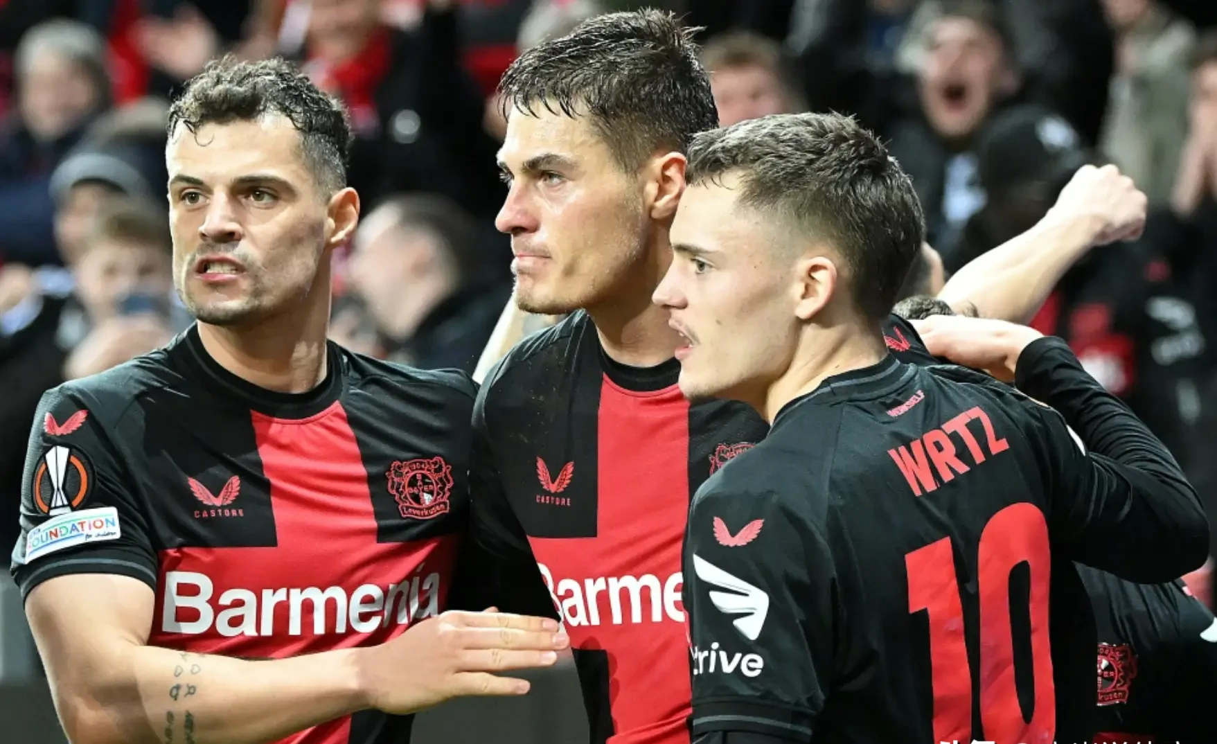 利物浦后卫转投德甲球队勒沃库森引发球迷热议